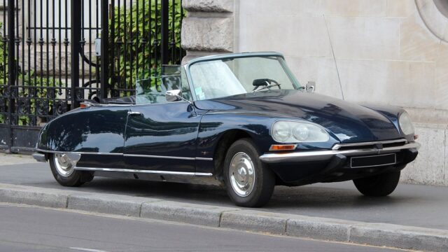 Francuskie marki samochodów: Renault, Peugeot, Citroën, DS, Alpine i Bugatti