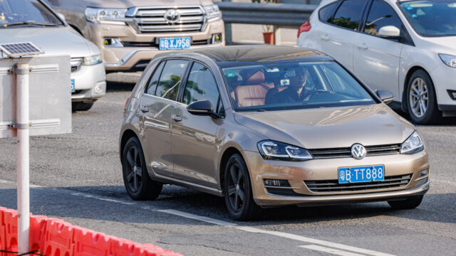 Volkswagen najczęściej sprowadzaną marką w 125 powiatach. Import używanych aut po trzech kwartałach 2026